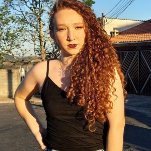 Júlia de Fátima Ribeiro dos Santos Júlia de Fátima Ribeiro dos Santos